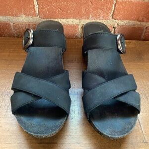 Dansko Women’s Susie Leather Wedges